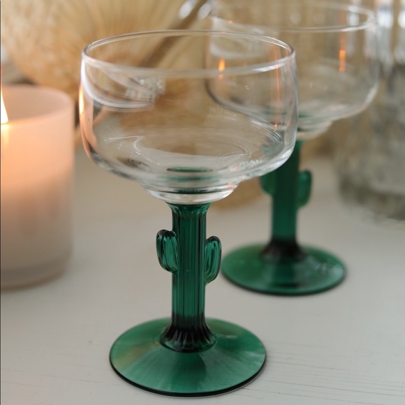 Libbey Cactus Margarita Glasses, Set of 2 ๐ต - Picture 2 of 5